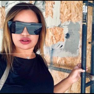 OVERSIZE FLAT TOP SHIELD SUNGLASSES NATURAL LENS